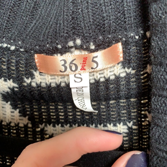 Southwest sweater - Picture 3 of 4